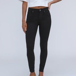 Everlane Mid-Rise Skinny Stretch Jean - Black